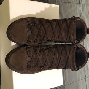 Balenciaga suede arenas